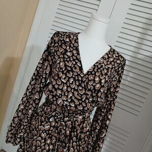 Kaileigh Medium animal print long-sleeved blouson dress elastic cuff knee length